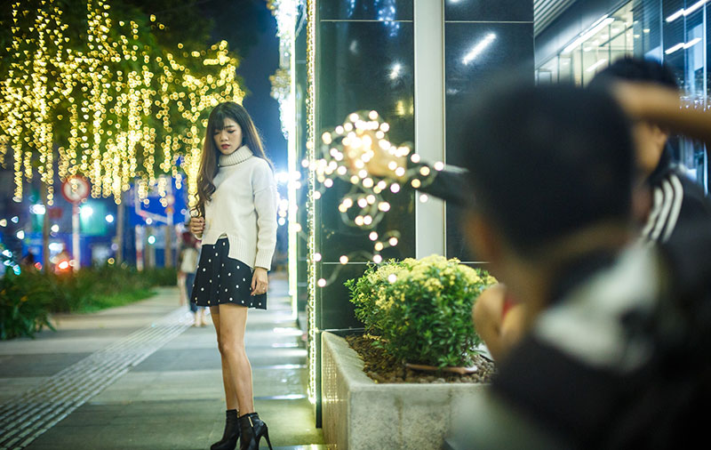 Sài Gòn trang hoàng rực rỡ trước lễ Giáng sinh